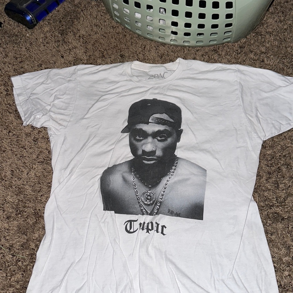 White tupac shakur graphic tee
